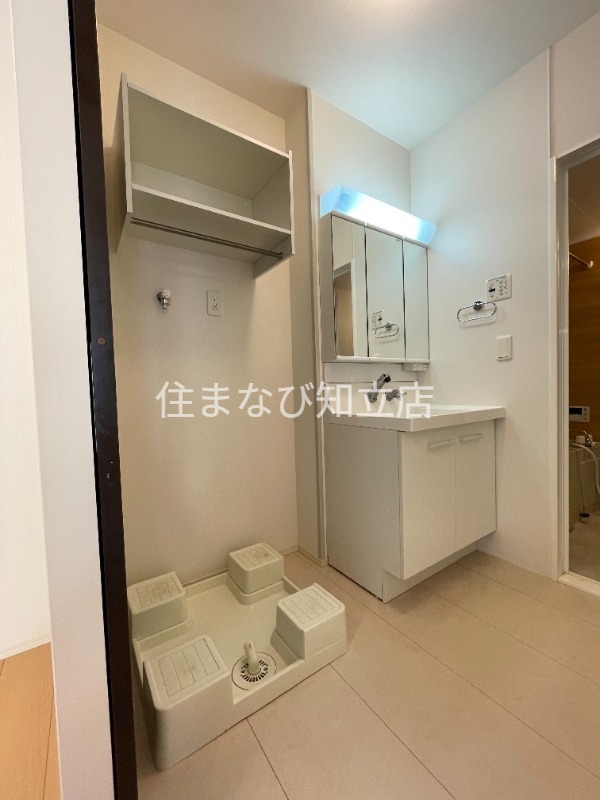 洗面設備　同型タイプ