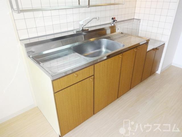 キッチン　調理スペースも広いんです。