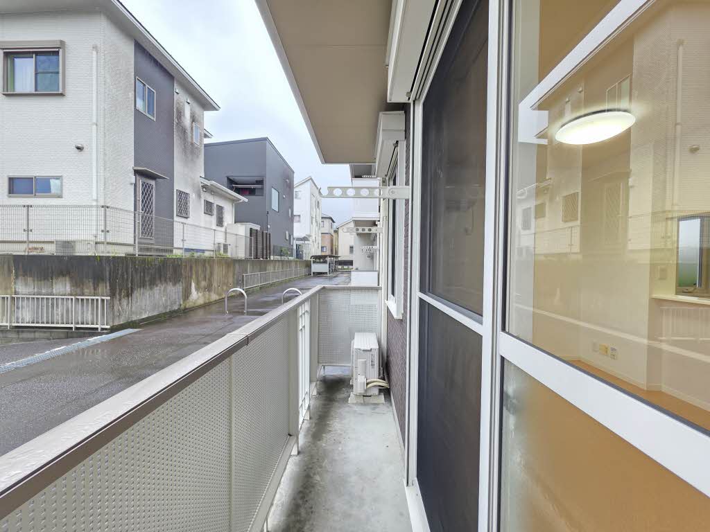 バルコニー　広々としたバルコニーです