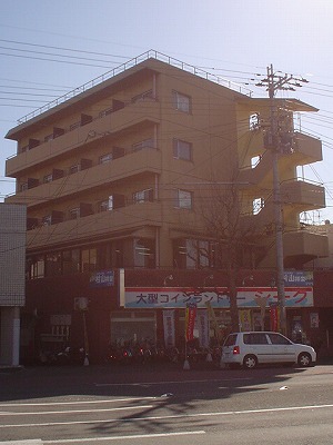 京都市左京区下鴨貴船町のマンションの建物外観