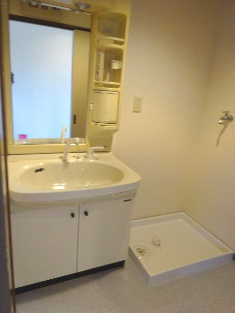 洗面設備　同仕様