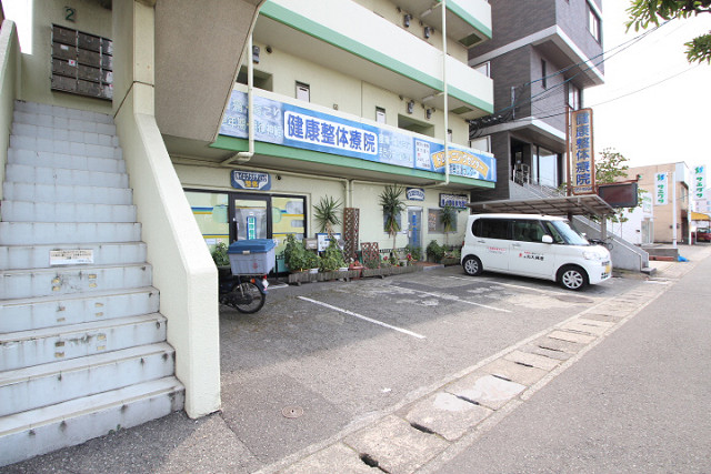 【カステル高城の駐車場】