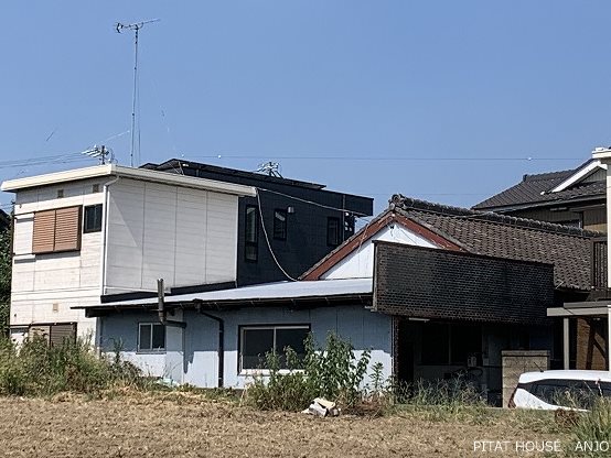 北側貸家の建物外観