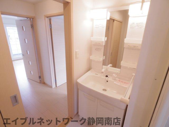 洗面設備　洗面所です