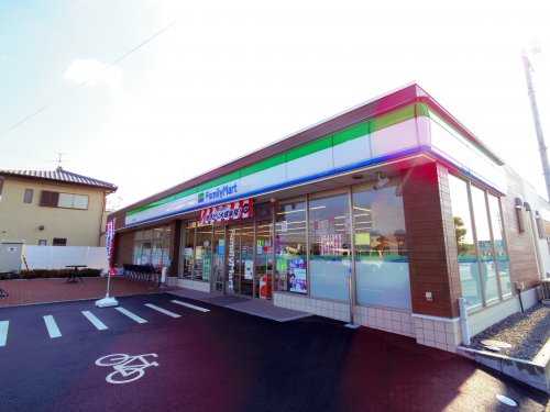 コンビニ　ファミリーマート 焼津石津店（コンビニ）まで451m