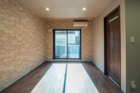 居室・リビング　※別部屋の写真です