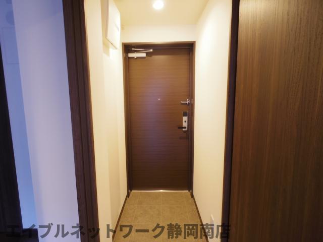 玄関　ゆったりとした玄関です