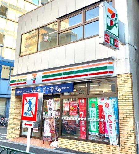 コンビニ　セブンイレブン 北新宿1丁目大久保通り店（コンビニ）まで307m
