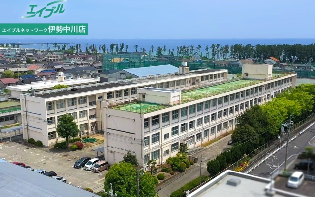 高校・高専　三重県立聾学校（高校・高専）まで2900m