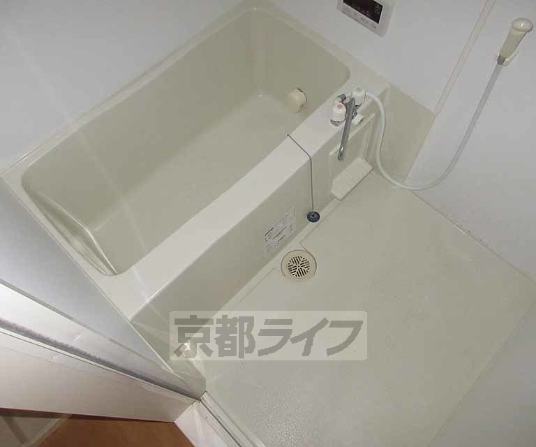 バス・シャワールーム　清潔感のあるバスルームです！