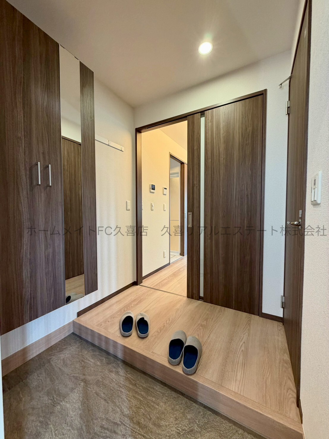 玄関　同施工会社同シリーズ別物件