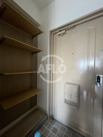 玄関　グルパ十三　玄関