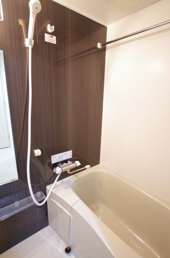 バス・シャワールーム　風呂