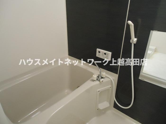 バス・シャワールーム　浴室