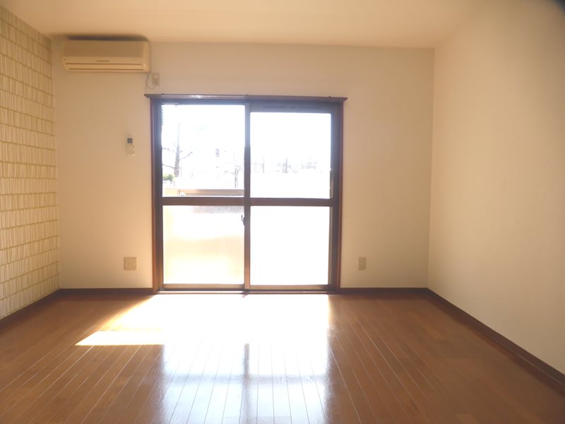 居室・リビング　102参考写真