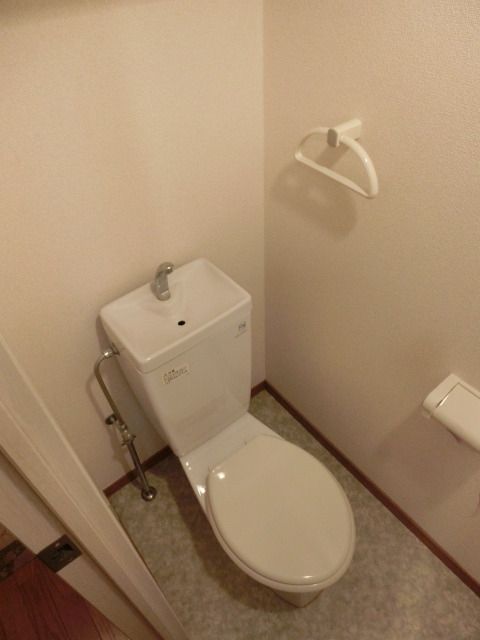 トイレ　清潔感ありますね