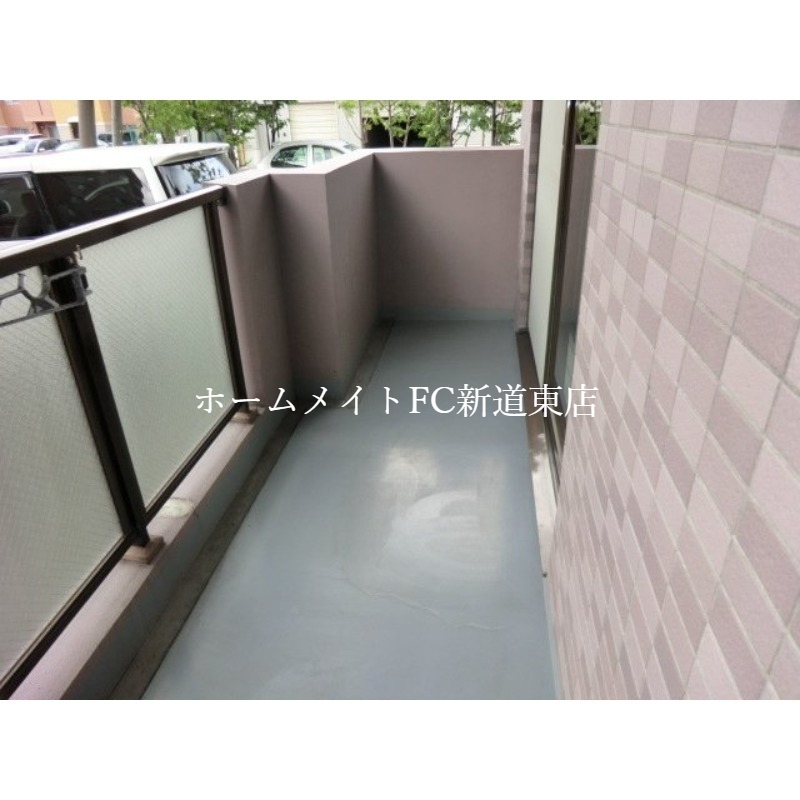 バルコニー　ベランダ