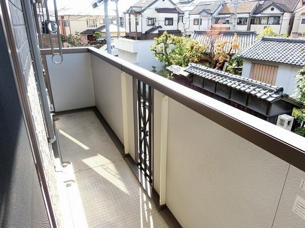 バルコニー　１階はテラスです！専用庭有り！