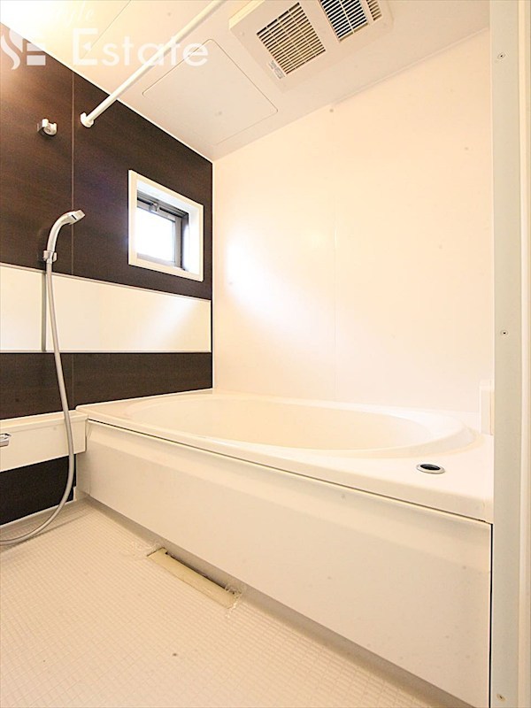 バス・シャワールーム　バスルーム