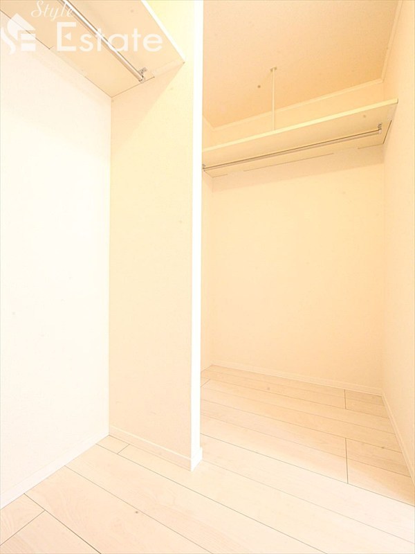 収納　ウォークインクローゼット