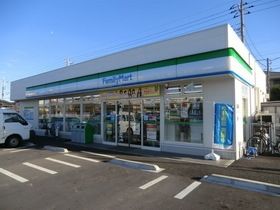 コンビニ　ファミリーマート松戸柿の木店（コンビニ）まで386m