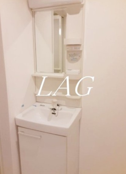 洗面設備　洗面台です。