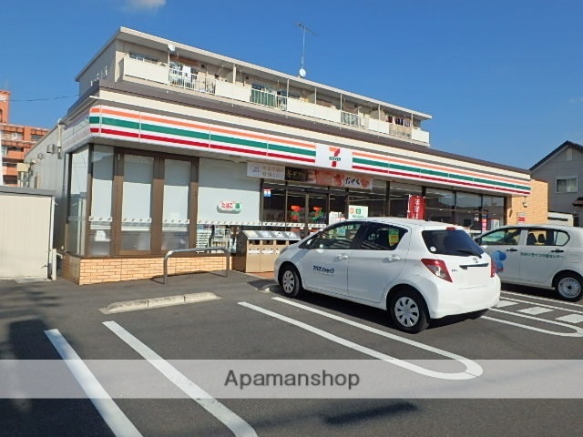 コンビニ　セブンイレブン岡崎六名東町店（コンビニ）まで230m