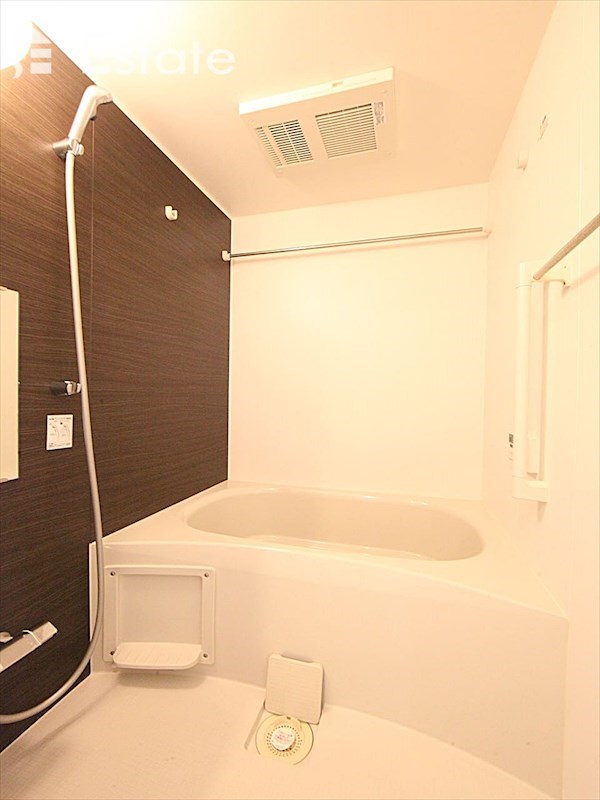 バス・シャワールーム　バスルーム