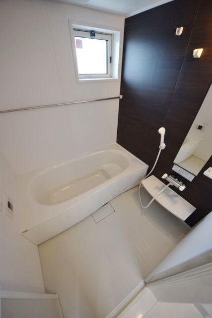 バス・シャワールーム　★うれしい追焚付きの浴室★