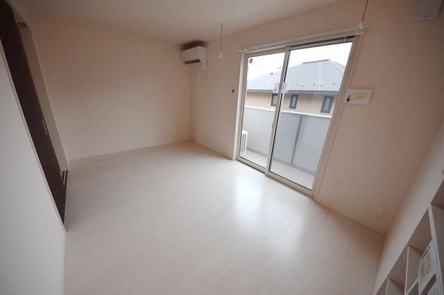 居室・リビング　★明るいＬＤＫ★