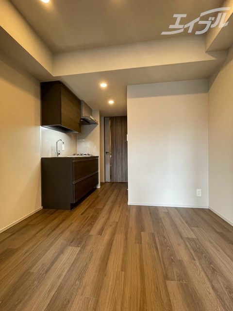 居室・リビング　ダイニングの形はソファ、テレビが配置しやすい横長の長方形！