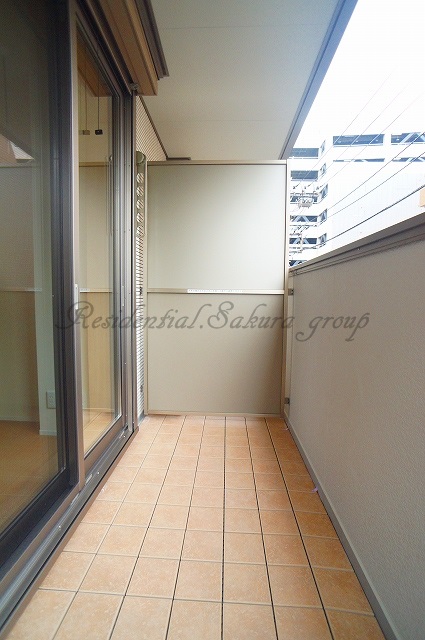 バルコニー　暖かな日差しのふりそそぐバルコニー♪