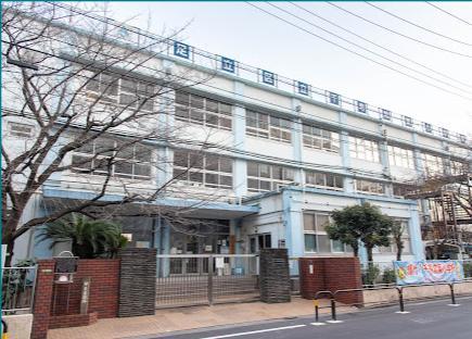 小学校　600（小学校）まで700m