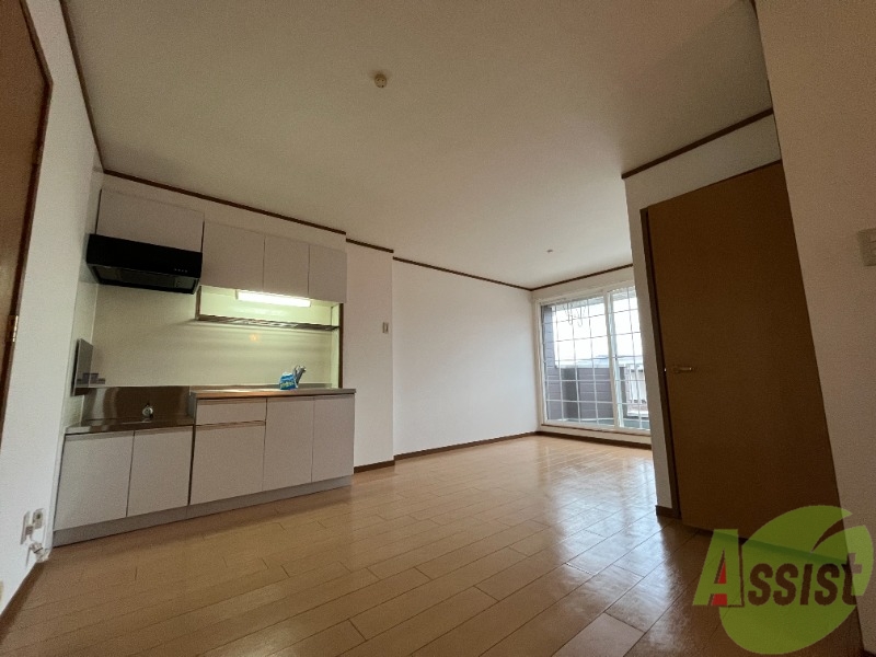 居室・リビング　リビングは１２帖のＬＤＫです。広々していますね。