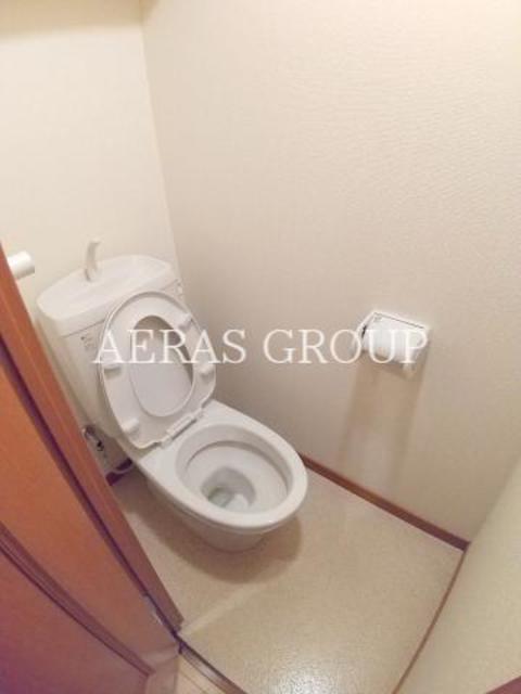 トイレ　別部屋参考。