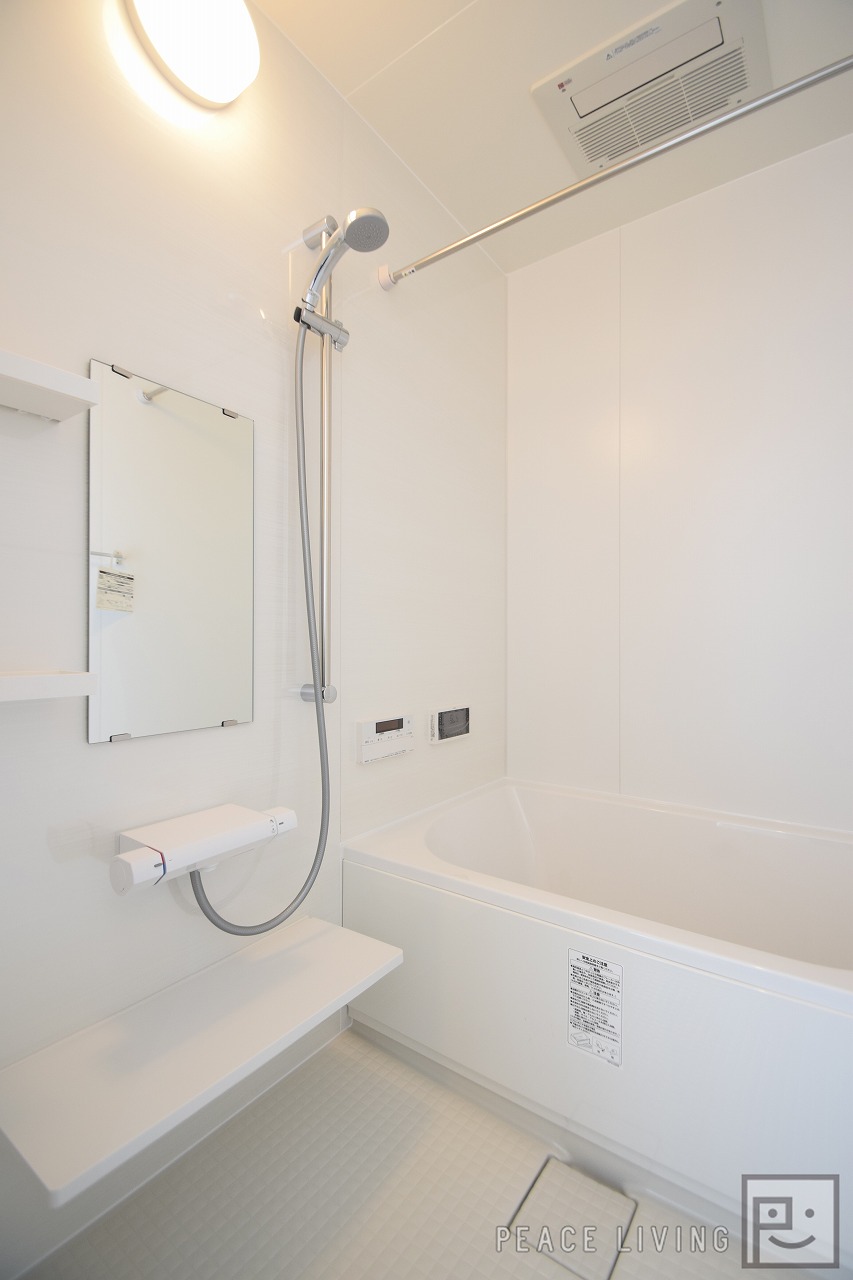 バス・シャワールーム　※同間取り別室の写真です。