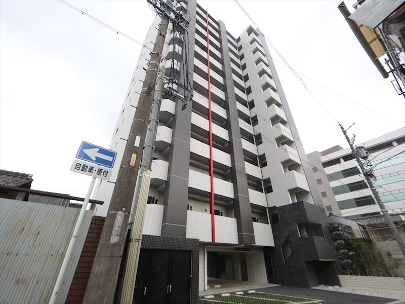 建物外観　外観　オートロック付　防犯カメラ付　宅配ＢＯＸ