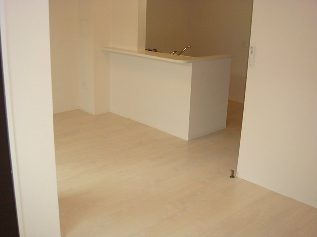 居室・リビング　人気のカウンターキッチンです。