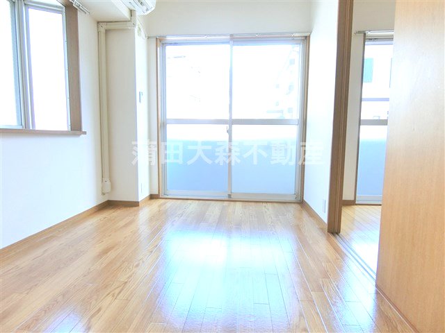 その他部屋・スペース　2面採光の洋室4.5帖