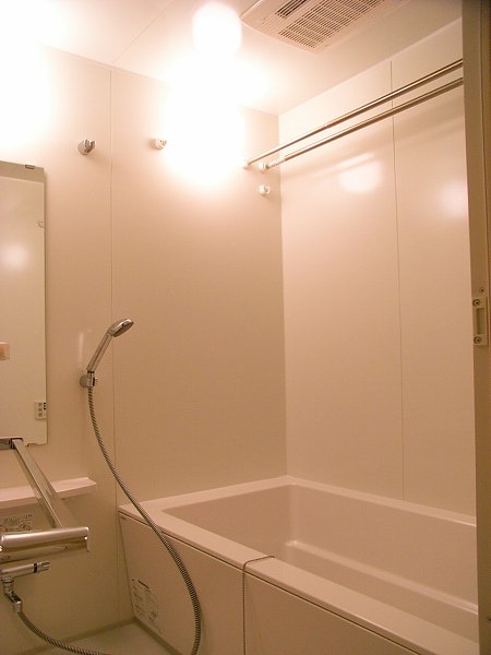 バス・シャワールーム　☆嬉しい独立洗面台☆