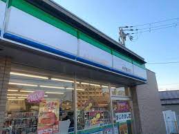 コンビニ　ファミリーマート草津南笠東店（コンビニ）まで317m