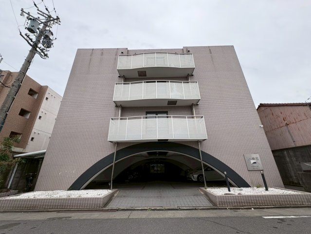 建物外観　コーポ飛馬