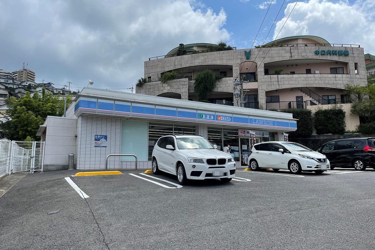 コンビニ　ローソン弥生町店（コンビニ）まで160m