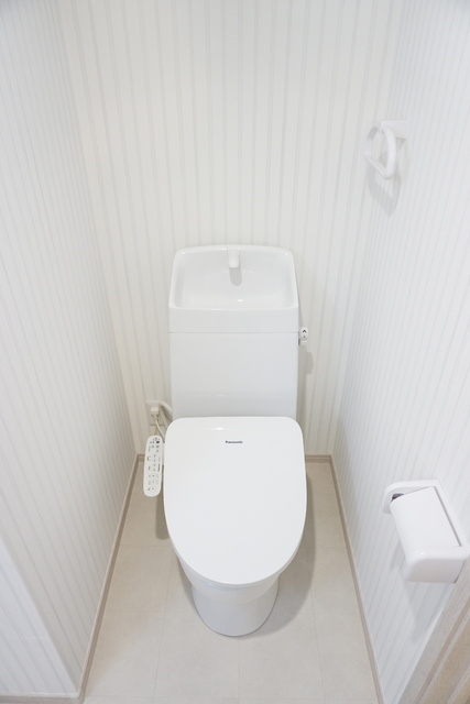 トイレ　洗浄機能付きトイレ