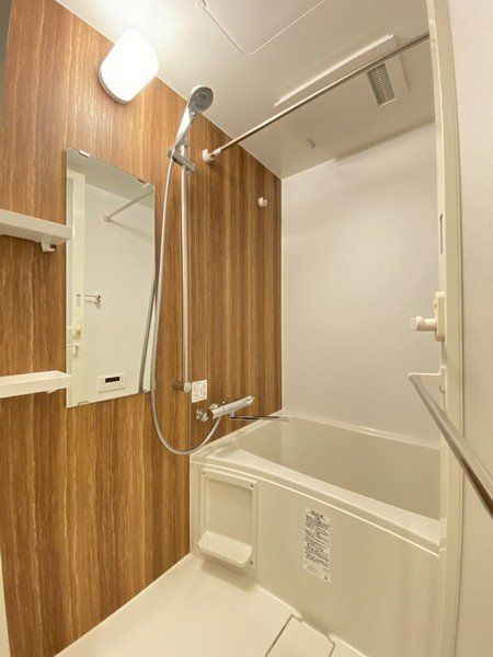 バス・シャワールーム　※代表タイプの写真のため実際と異なる場合がございます