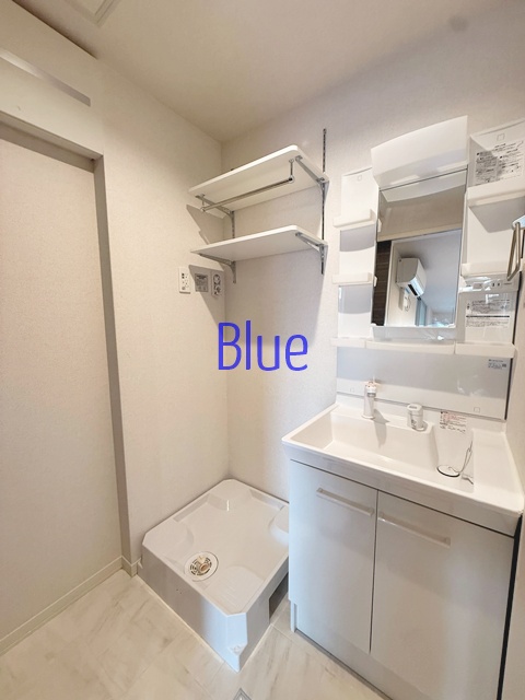 洗面設備　同仕様