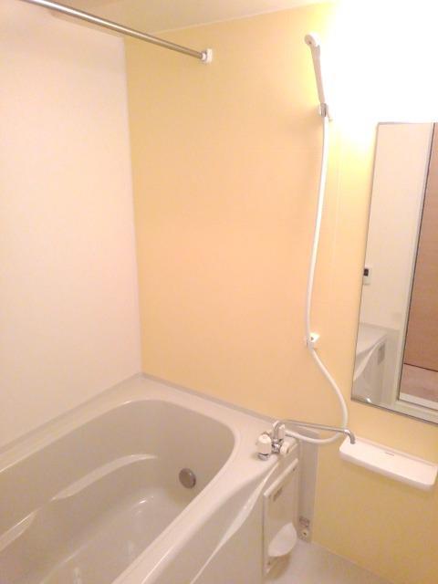 バス・シャワールーム　追い炊き・オートバス機能付き