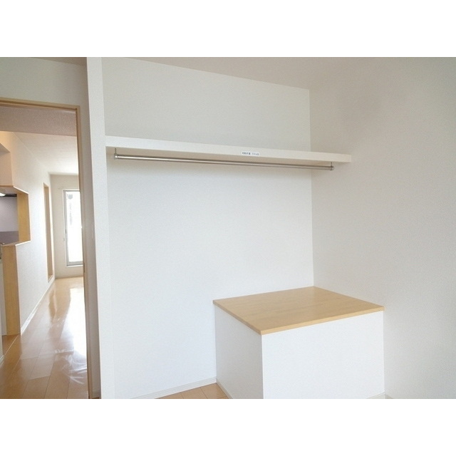 収納　シンプルで使いやすいクローゼット