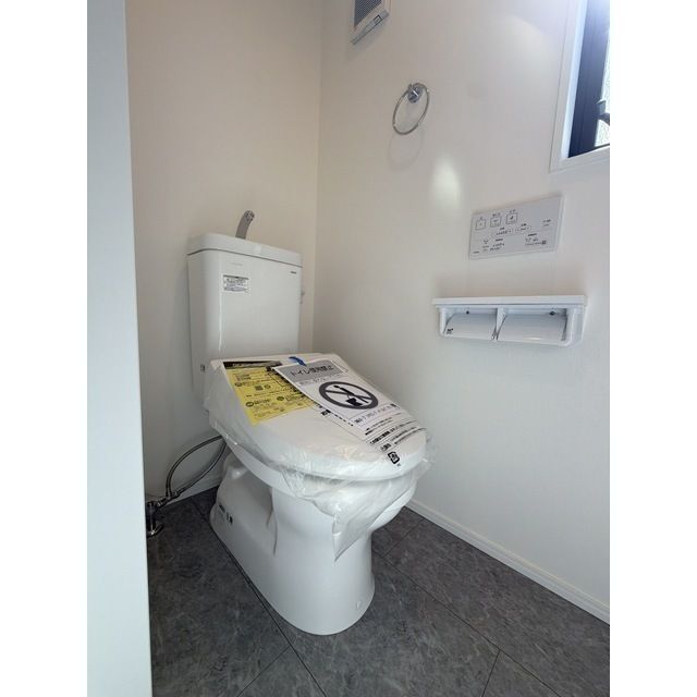 トイレ　ゆったりとした空間のトイレです