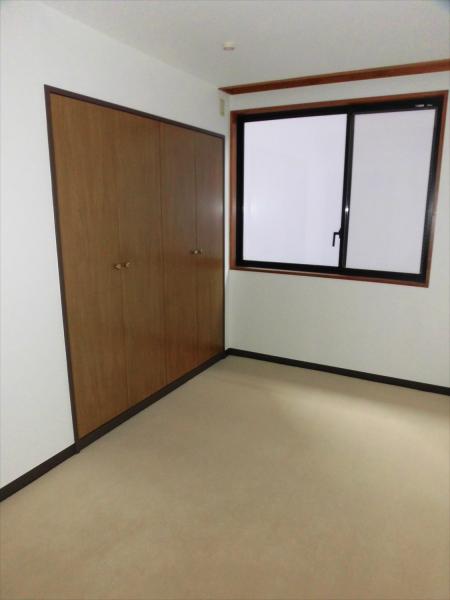 その他　約４．５帖の洋室
